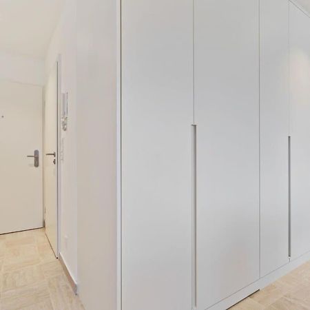 Modern Studio With King Bed, Walk To Attractions Luksemburg Zewnętrze zdjęcie