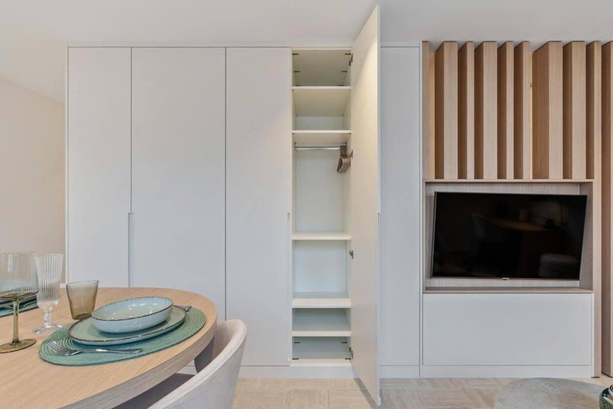 Modern Studio With King Bed, Walk To Attractions Luksemburg Zewnętrze zdjęcie